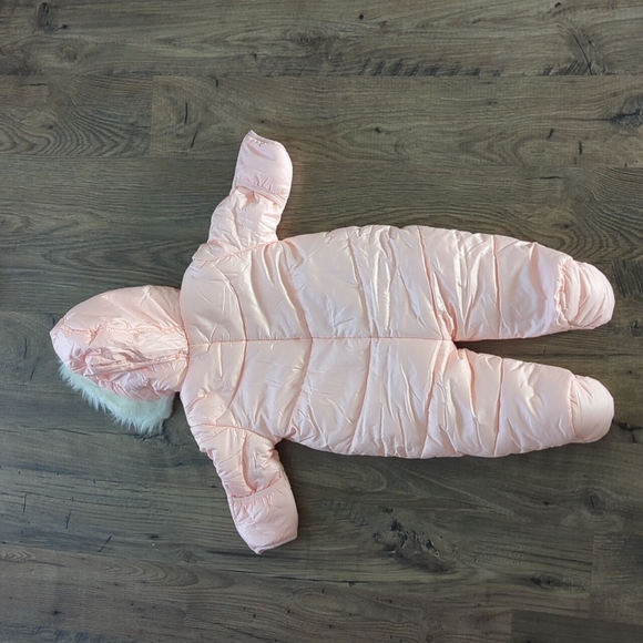 DKNY baby snowsuit - Picture 3 of 3